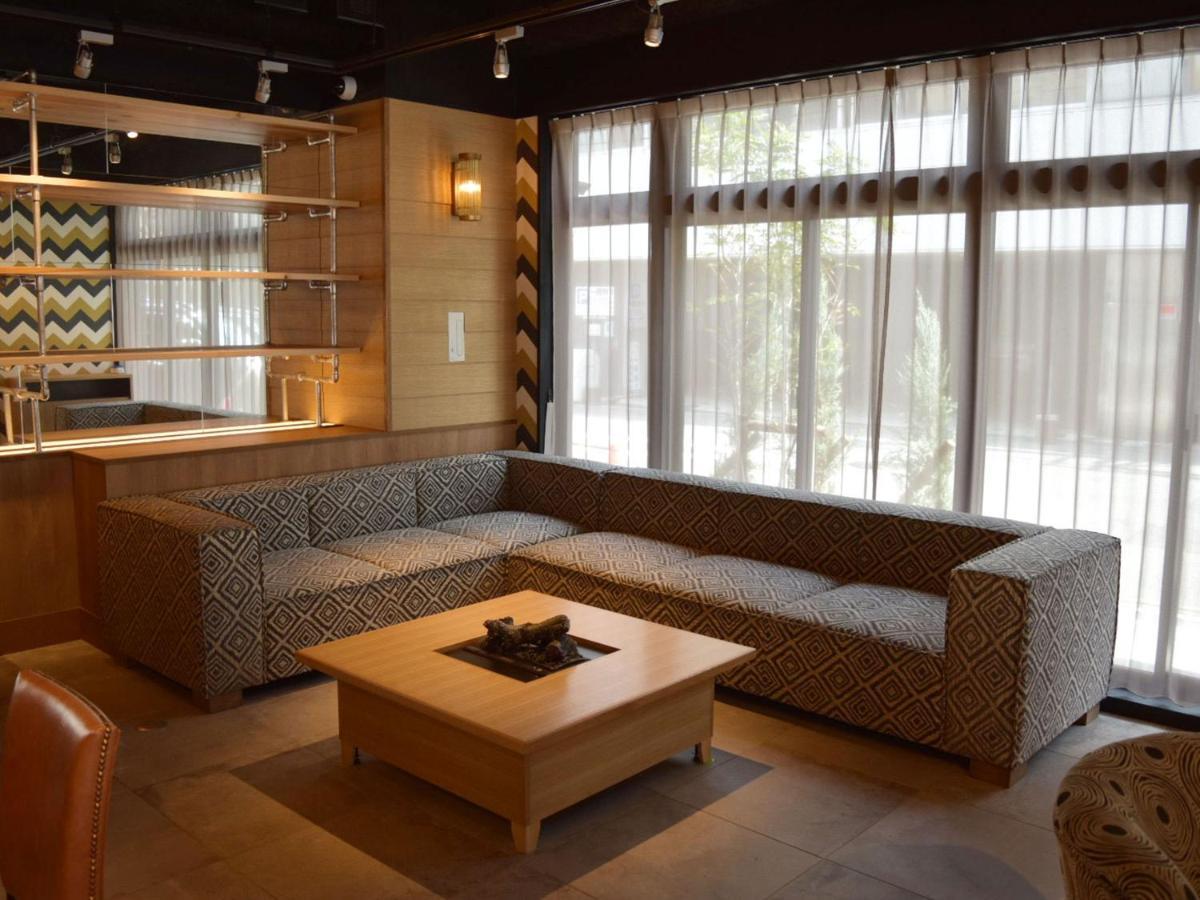 酒店 Umedaholic