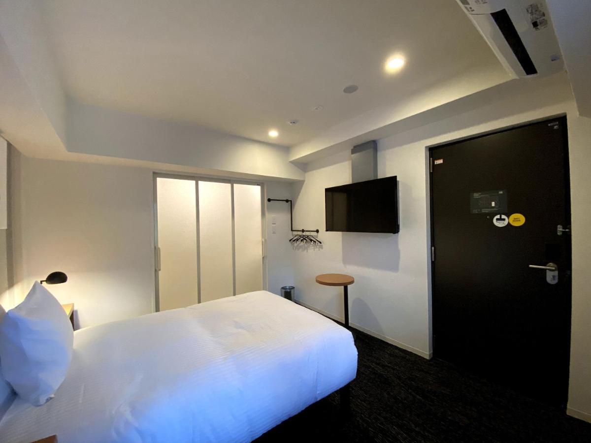 酒店 Umedaholic 3*